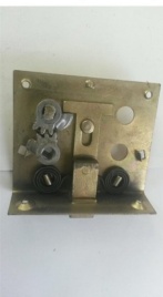 МЕХАНИЗМ ЗАМКА ДВЕРИ С/О УАЗ 469