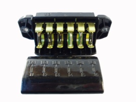 БЛОК ПРЕДОХРАНИТЕЛЕЙ 2106