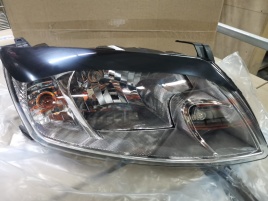 ФАРА В СБОРЕ ПРАВАЯ 2190