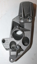 КРОНШТЕЙН ДВИГАТЕЛЯ ЛЕВЫЙ 2190