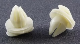 КРЕПЛЕНИЕ ОБШИВКИ ДВЕРИ 2105