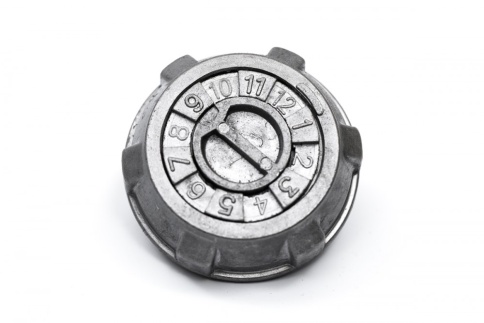 КРЫШКА БЕНЗОБАКА С КОДОМ 2101 фото 1