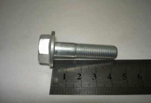 БОЛТ М10х43х1,25 КР-НА РОЛИКА НАТЯЖИТ.БУРТИК 2123 фото 1