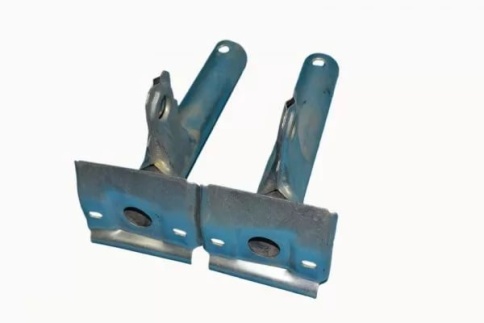 КРОНШТЕЙН БАМПЕРА 2105 фото 1